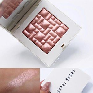 BOBBI BROWN Opal Glow Powder Highllighter